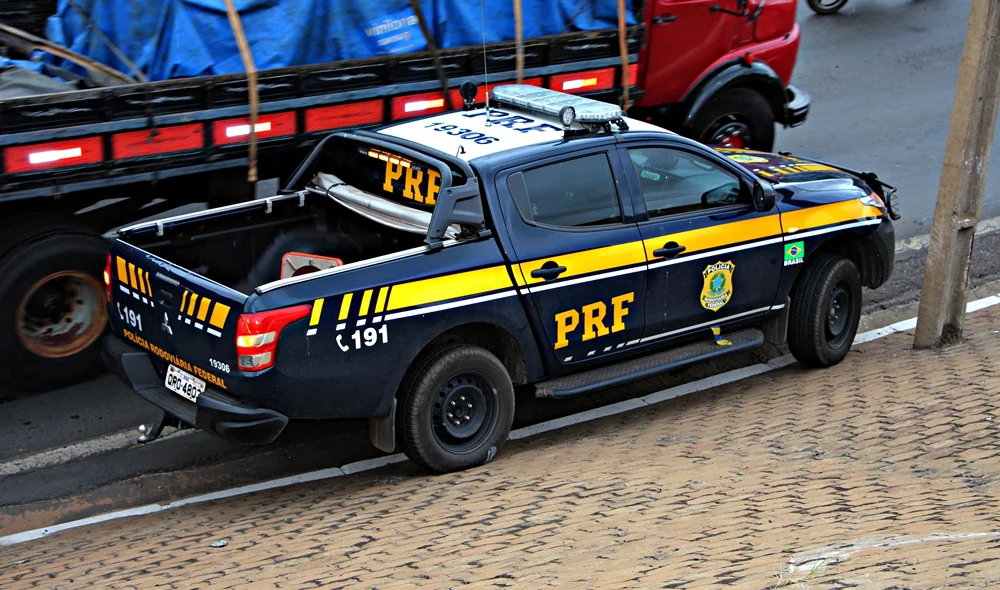 Veículo da Polícia Rodoviária Federal