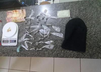 Objetos encontrados na casa do acusado