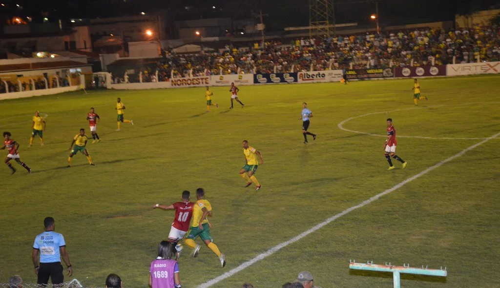 Jogo foi bem movimentado