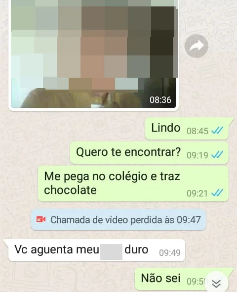 Conversas do acusado com o pai que se passava pela filha