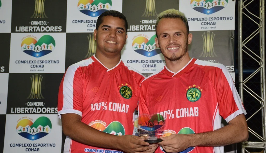 Renê recebe homenagem