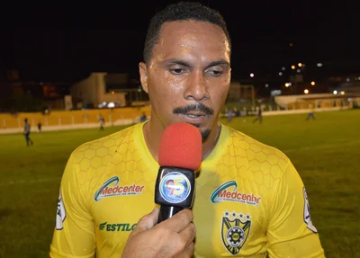 Volante Marcelo Silva deixa equipe do Picos