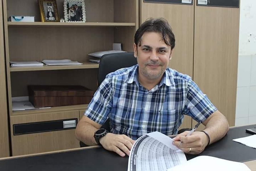 Prefeito Roger Linhares