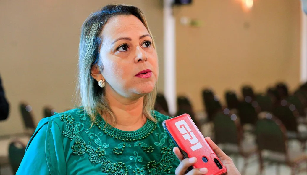 Andréia Araújo