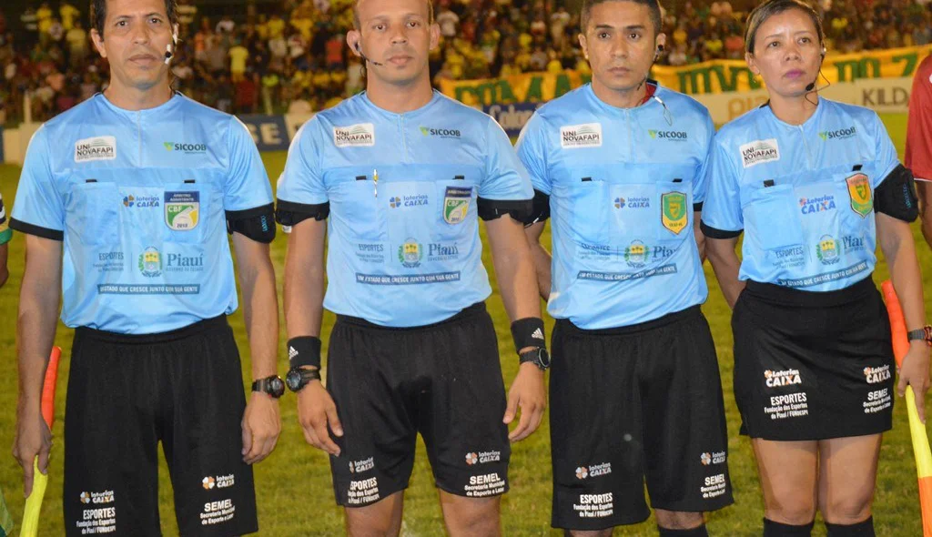 Arbitragem foi alvo de reclamações dos picoeneses