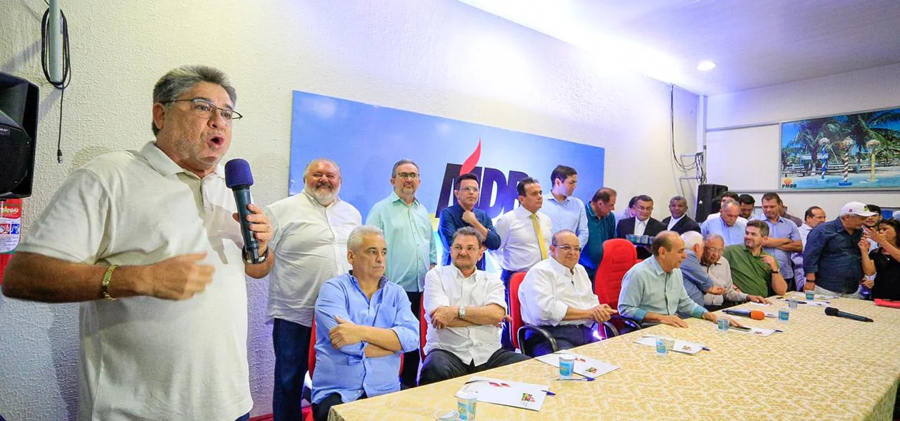 João Mádison discursa no lançamento da candidatura de Dr. Pessoa