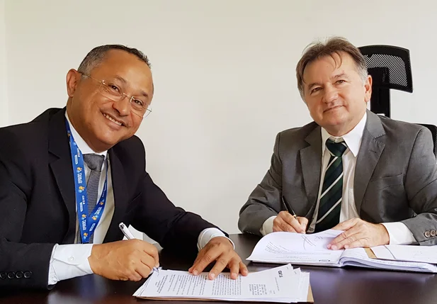 Edilberto Oliveira e Merlong Solano