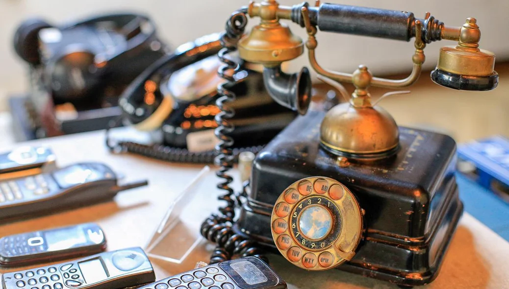 Telefone antigo 
