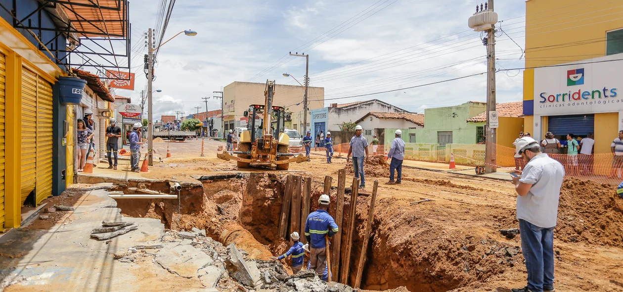 Cratera no bairro Parque Piauí 
