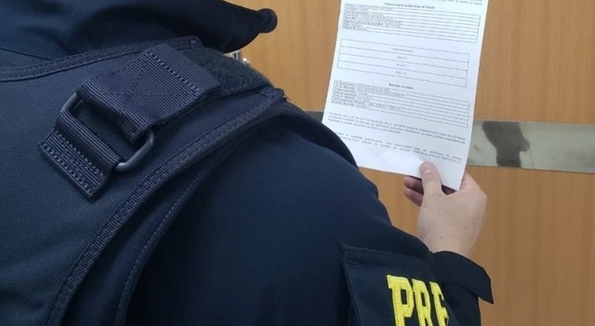 Mandado de prisão cumprido pela PRF-PI