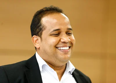 Enzo Samuel