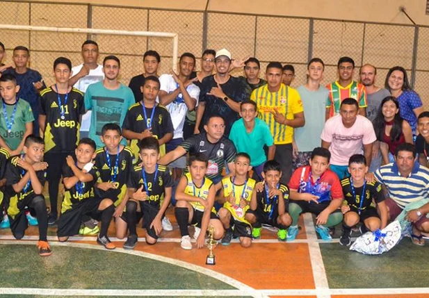 Atlético vence e conquista a copinha de futsal de Joaquim Pires