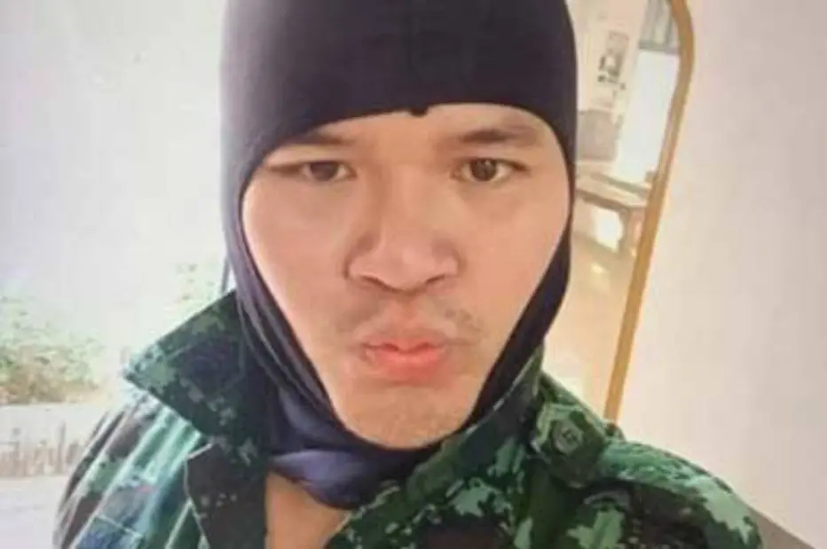 O soldado Jakrapanth Thomma é o principal suspeito de ter matado 12 pessoas na Tailândia e transmitido o crime através de suas redes sociais