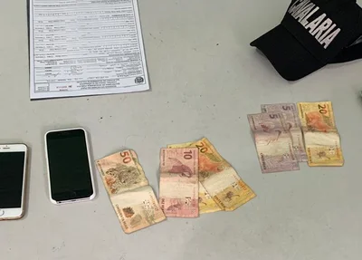 Objetos encontrados com o suspeito