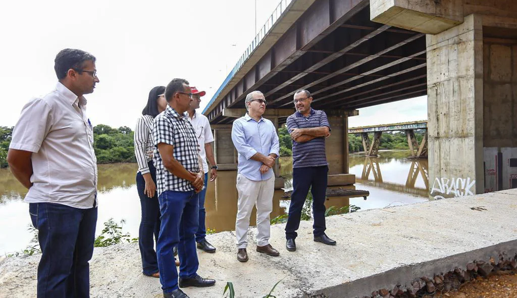 Firmino visita obras da Via Sul