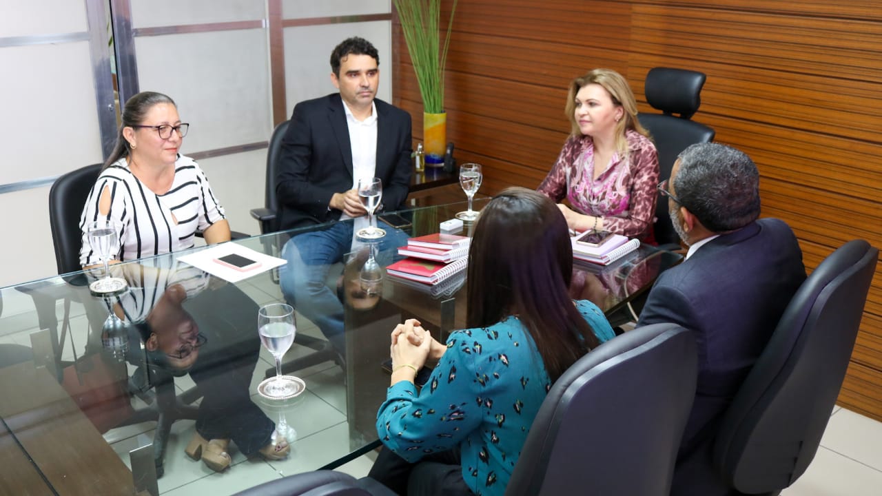 Prefeitura e MP assinam acordo para criação do Procon de Esperantina