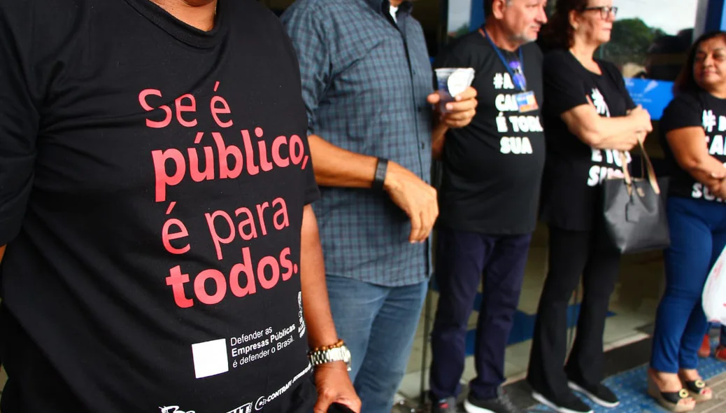 Ato em frente a Caixa Econômica