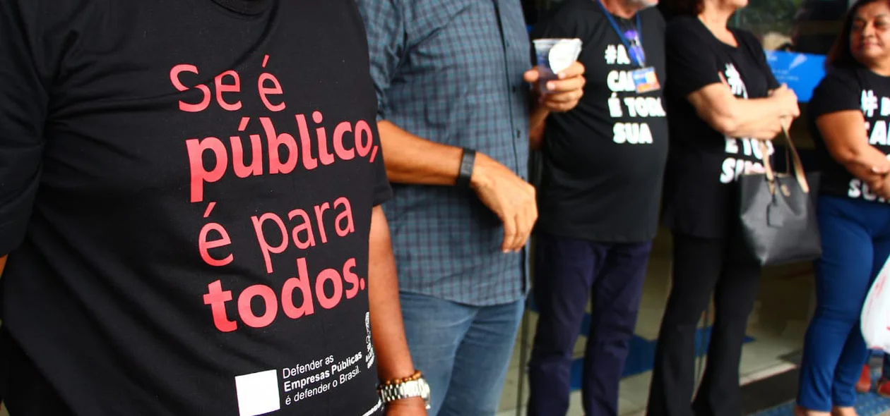 Ato em frente a Caixa Econômica