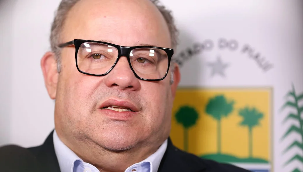 Arão Lobão, diretor do Detran