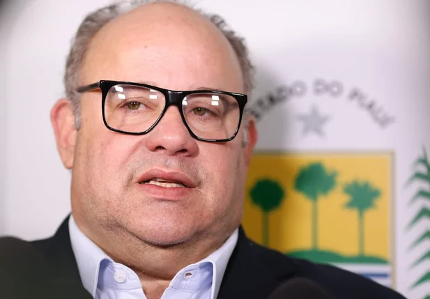 Arão Lobão, diretor do Detran