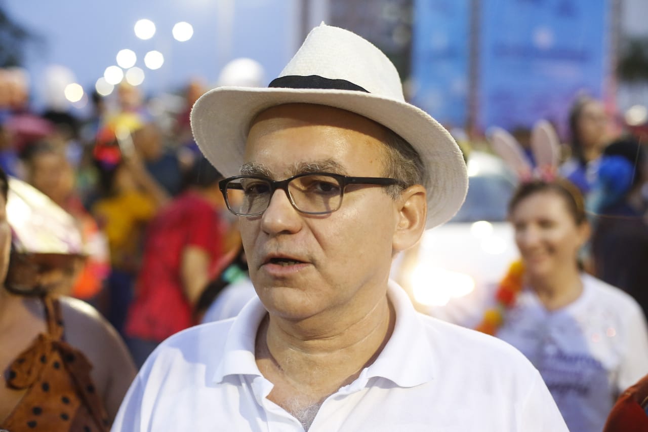 Prefeito Firmino Filho no Corso 2020