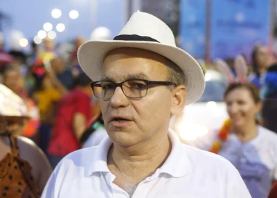 Prefeito Firmino Filho no Corso 2020