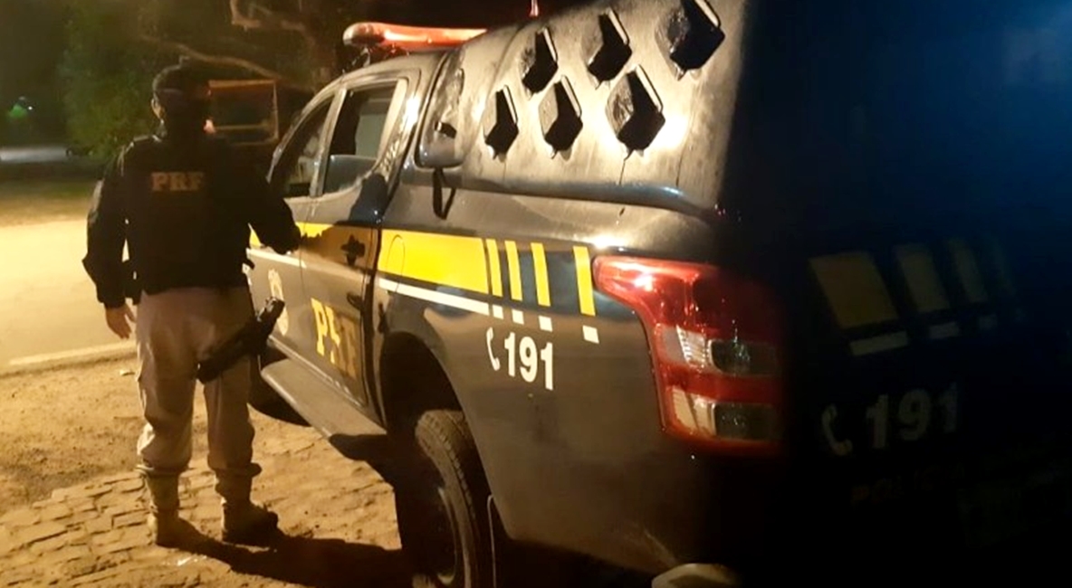 Homem é preso pela PRF