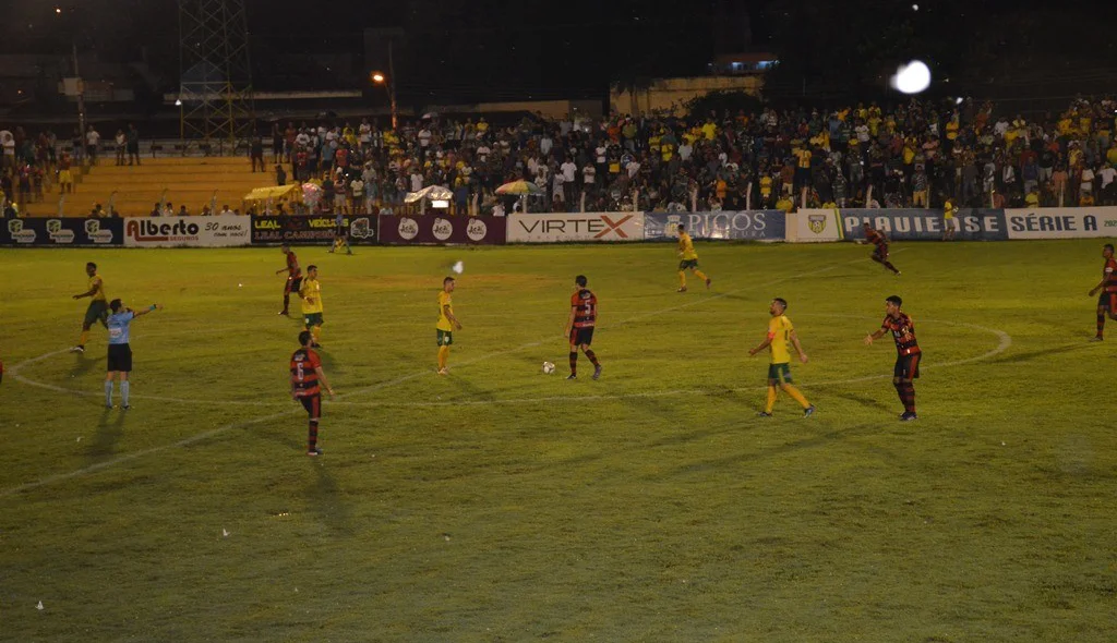 Picos e Flamengo fizeram um jogo equilibrado