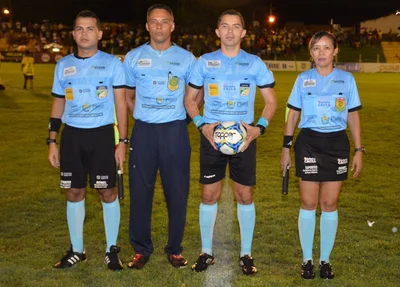 Arbitragem do jogo entre Picos e Flamengo