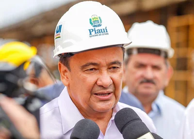 Governador Wellington Dias visita obras da nova maternidade de Teresina