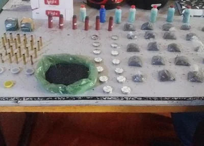 Material encontrado com o suspeito
