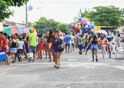 Muita gente no bloco vaca atolada 