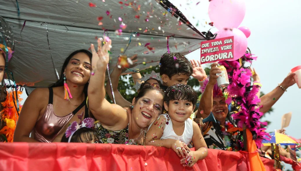 Criança no carnaval 