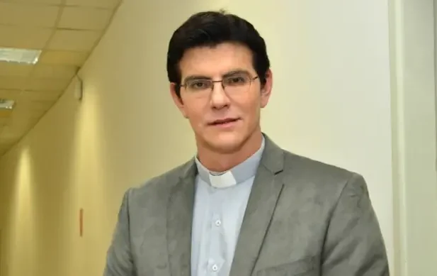  Padre Reginaldo Manzotti