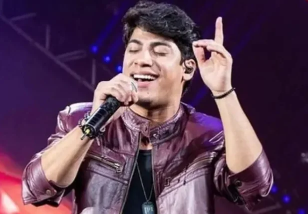 Cantor Henrique