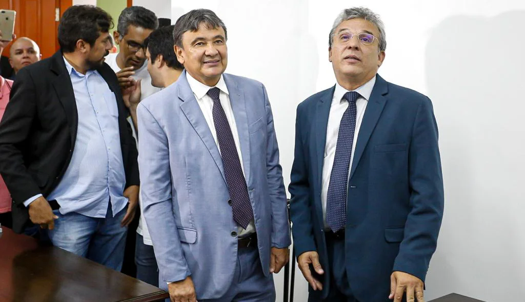 Governador visitando o Centro Cultural  