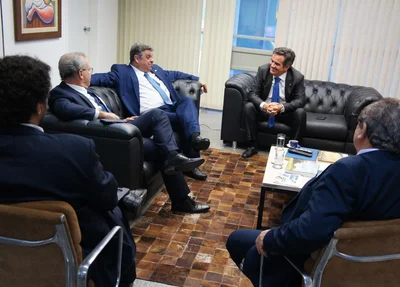 Reunião entre Firmino Filho e Ciro Nogueira