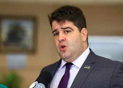 Luís André