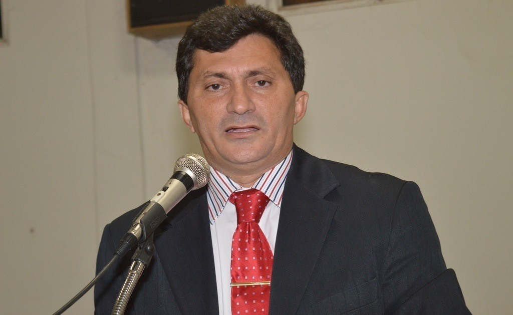 Filomeno Portela deixa secretariado do Padre Walmir