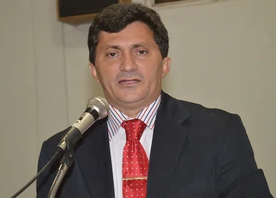 Filomeno Portela deixa secretariado do Padre Walmir