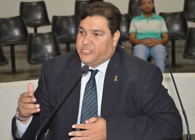 Vereador Rinaldinho confirma saída do Progressistas
