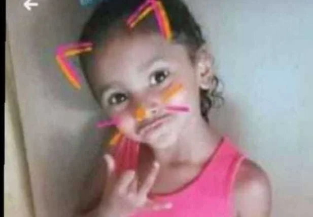 Pequena Heloísa 