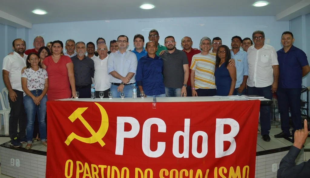 Lideranças presentes ao encontro do PCdoB em Picos