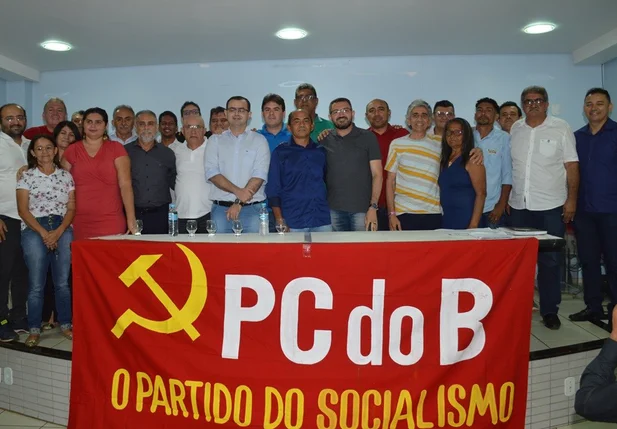 Lideranças presentes ao encontro do PCdoB em Picos