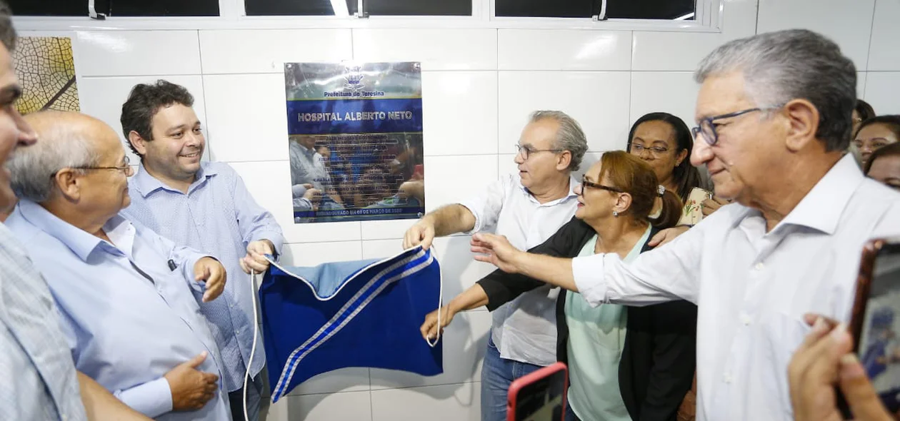 Entrega da reforma do hospital do Dirceu