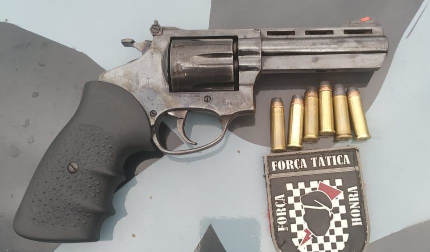 Arma apreendida pela PM