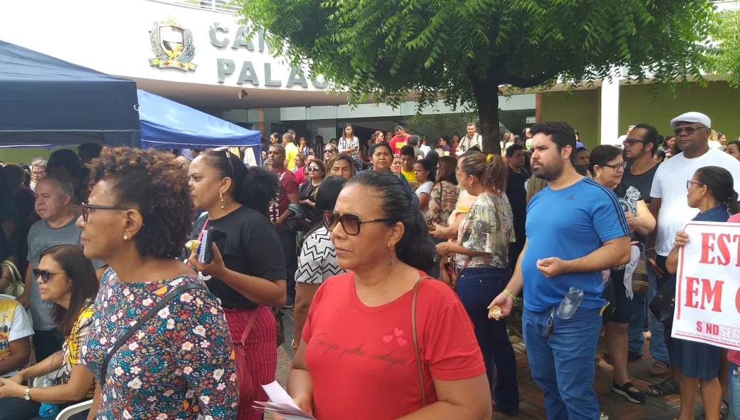 Greve dos professores na CMT