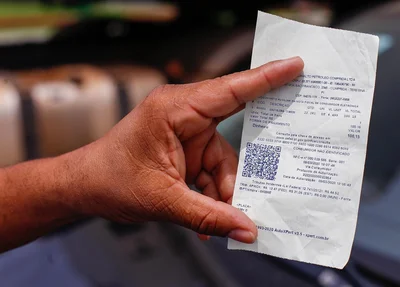 Motoristas reclamam dos altos impostos no preço da gasolina