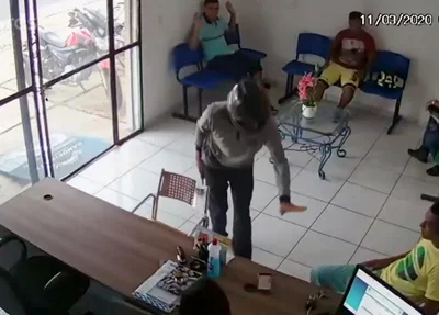 Ação criminosa foi registrada na autoescola