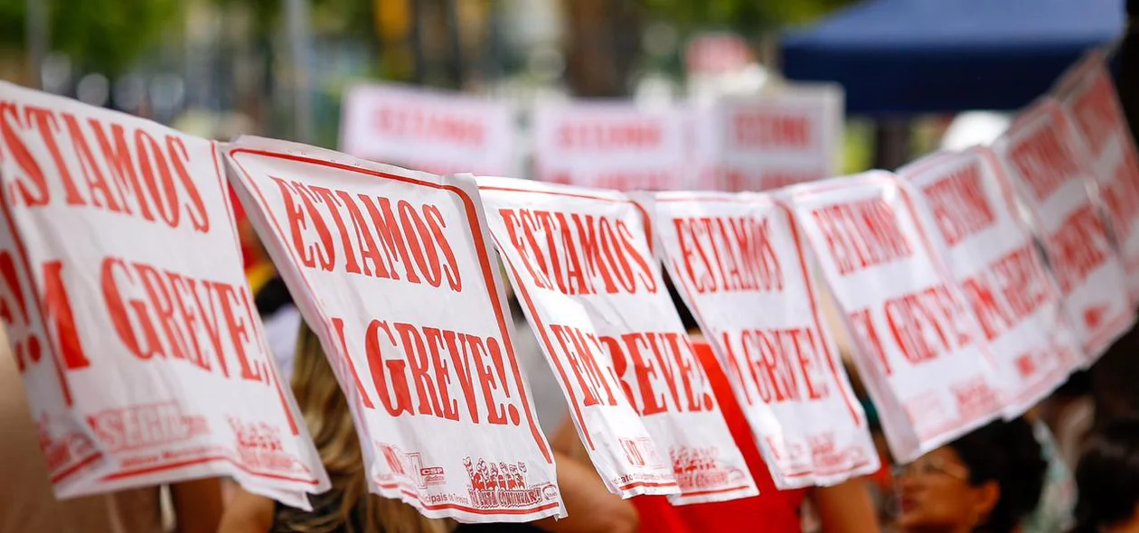 Greve dos professores na CMT